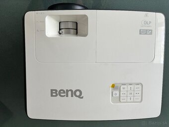 Projektor BenQ W700 - 2