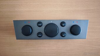 panel kúrenia/klimatizácie - 2