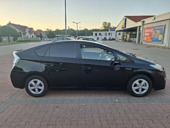 Toyota Príus 30 - 2