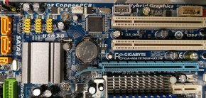 Základná doska Gigabyte GA-MA785GM- US2H + CPU + RAM - 2