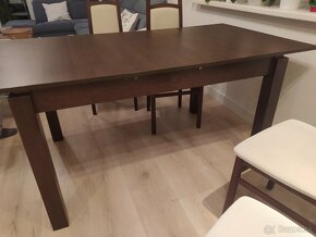 stôl s stoličky - 2