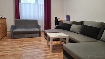 Útulný rodinný dom, čiastočne zrekonštruovaný a zariadený - 2