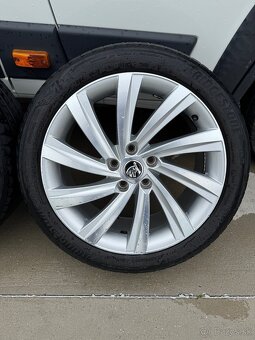 SKODA PERSEUS 225/45 R18 - 2