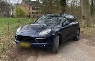Porsche cayenne - 2