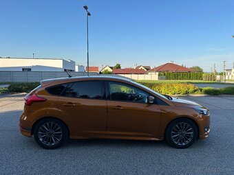 Ford Focus 1.5 EcoBoost ST Line - 2