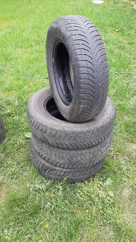 215/70r16. 100T. Nexen zimné - 2