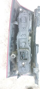 Predám svetlo na Dacia dokker - 2