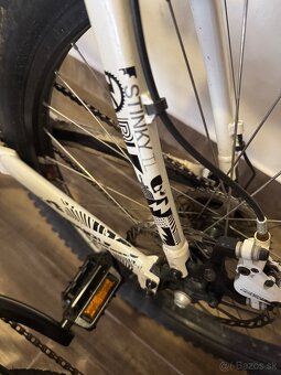 Zjazdový bike Kona stinky TL rám M - 2