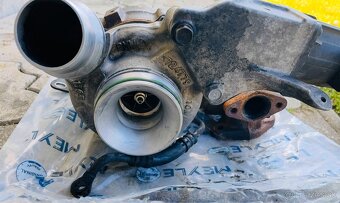 Turbo BMW e60 e90 e87 N47 320d 520d 120d 130kw - 2