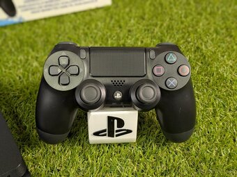 Sony Playstation 4 Slim 500GB 1 ovládač, 1 náhodná hra - 2