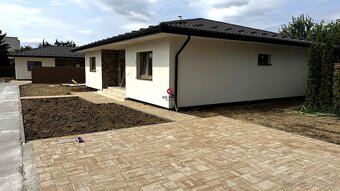 VILLA PARK HUMENNÉ – POSLEDNÉ VOĽNÉ BUNGALOVY - 2