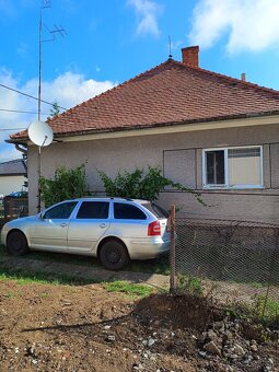 Octavia 2  1.9 TDI PD - odhlásená, biely dym - 2