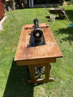 Šijací stroj lada - 2