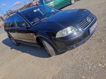 Volkswagen Passat - 2