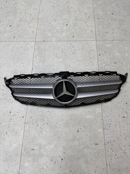 Grill Mercedes-Benz W205 - 2