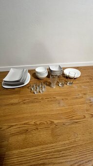 taniere, misky, pohare - 2