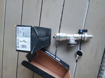 Rozdeľovače pre podlahové kurenie - 2