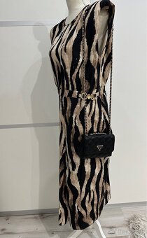 Elegantne dámske šaty - 2