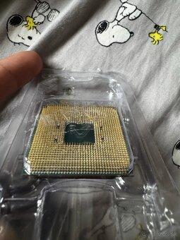 AMD Ryzen 5 5600X - 2