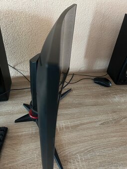 Predám monitor AOC 165hz 23,6” - 2