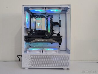 AMD RYZEN 5 8400F/RTX 3070/32GB RAM/1TB NVM/Win 11 - 2