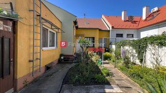 Rodinný dom s pozemkom 436 m², Staré Mesto, Nitra - 2