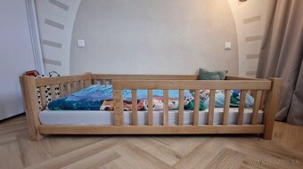 Dubová detská posteľ / postieľka - 2