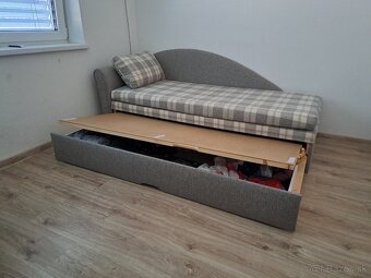 Rozkladacia pohovka s uloznym priestorom - 2