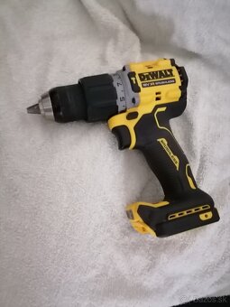 Aku vŕtačka s priklepom,, DEWALT DCB 805 N,, --90€ - 2