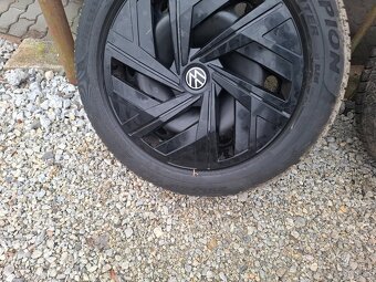 PREDAM KOLESA NA WOLKSVAGEN ID4 - 2