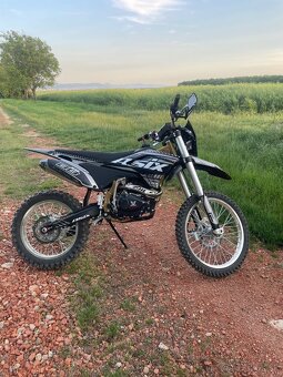 Predám asix 300 - 2