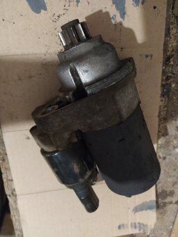 Škoda Octavia 2 1.6 benzin - 2