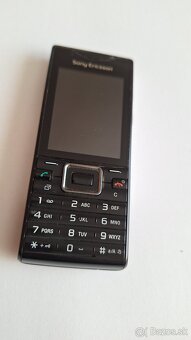 Sony ericsson J10i2 top stav - 2