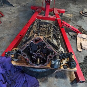 Jeep WK Grand Cherokee diely - 2