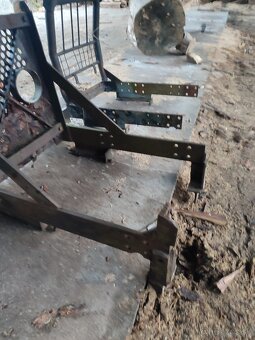 Predám predné masky na Zetor UR1 - 2