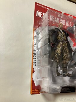 Metal Gear Solid 2 - Revolver Ocelot (McFarlane Toys) - 2