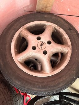 Disky s letnými gumami 195/55 R15 - 2