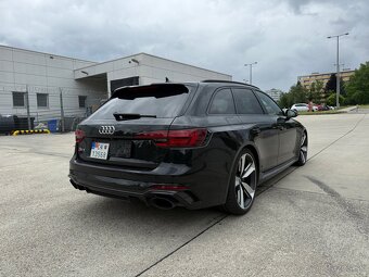 Audi Rs4 Avant - 2