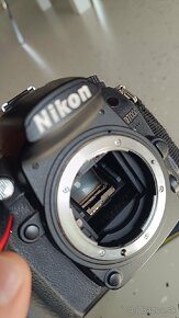 Predám fotoaparát Nikon D7000 + objektív 50mm - 2