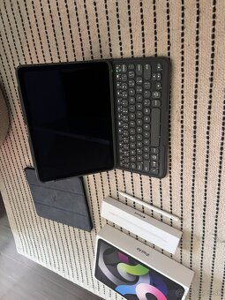 IPad Air 4th gen. 64gb + apple pencil + ZAGG klavesnica - 2