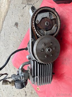 Babetta 210 motor 1 - 2