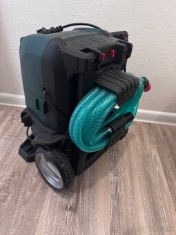 BOSCH Universal Aquatak 130 - 2