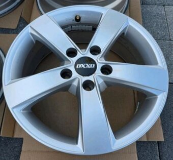 alu kolesá OXXO - 2