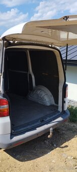 Volkswagen Transport T5 1.9TDI - 2