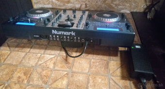 Numark Mixdeck - 2