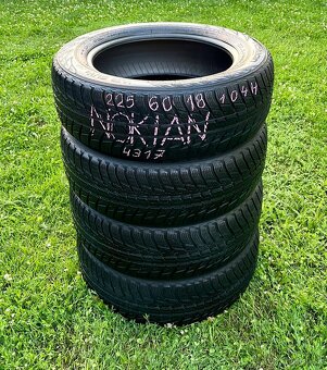 225/60 r18 zimné NOKIAN 104H - 2