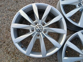Alu disky originál VW Golf 7, 5x112 R17 - 2