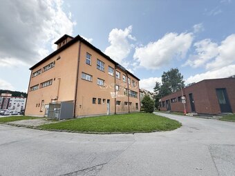 Polyfunkčný objekt so štyrmi bytmi_Dolný Kubín, Veľký Byster - 2