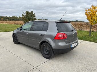 Volkswagen golf - 2