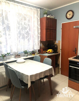 Na predaj tehlový 3-izbový byt v meste Nové Zámky - 2